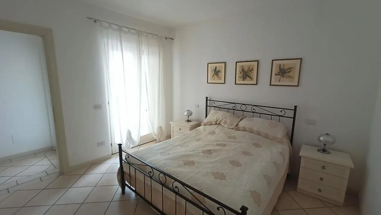 Apartment Anna Moniga del Garda 0*,  Italia